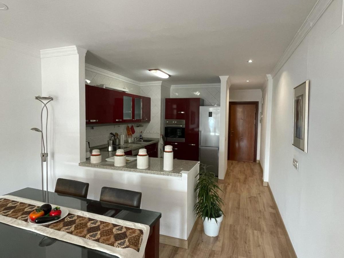 Apartamento Frente A La Playa Piso 2 Estepona Dış mekan fotoğraf