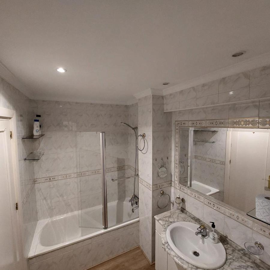 Apartamento Frente A La Playa Piso 2 Estepona Dış mekan fotoğraf