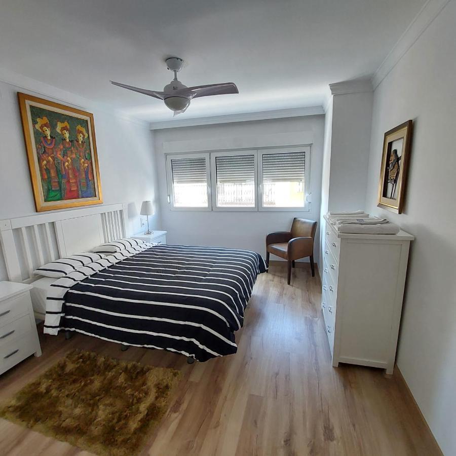 Apartamento Frente A La Playa Piso 2 Estepona Dış mekan fotoğraf
