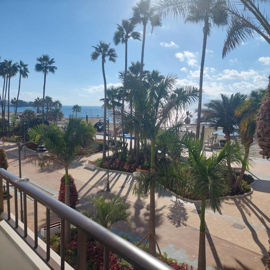 Apartamento Frente A La Playa Piso 2 Estepona Dış mekan fotoğraf